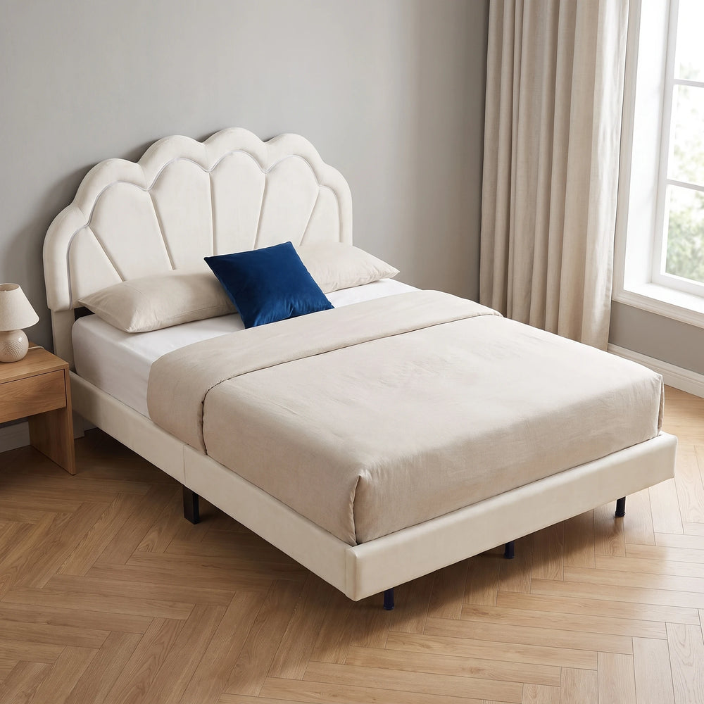 Coquille — Lit en velours beige 140 × 200